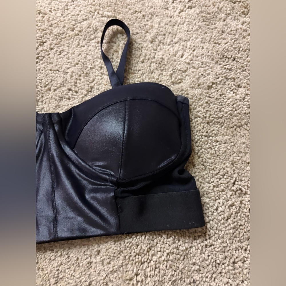 Bombshell Sportswear Gloss Collection Bra - Picture 4 of 6